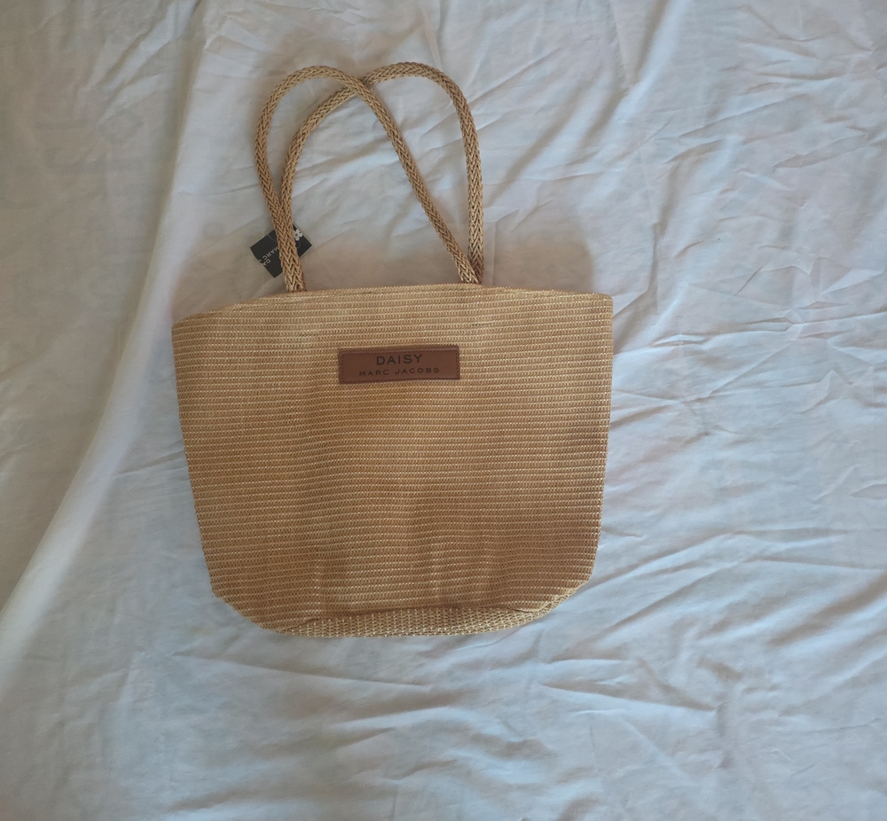 Marc Jacobs Beige Daisy Straw Tote